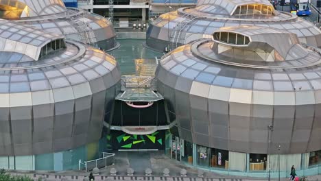 modern hallam students' union in sheffield during sunrise