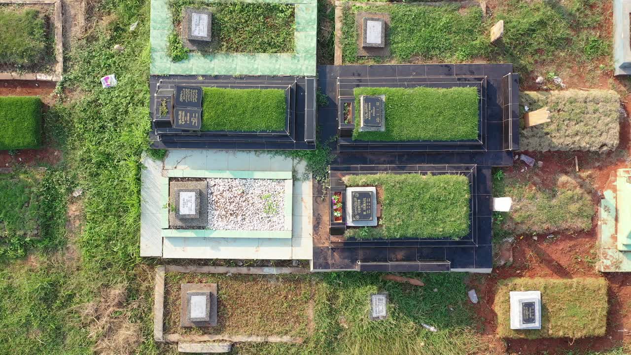 묘지 의 공중 에서 볼 수 있는 모습