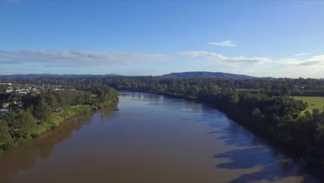 aerial drone flight over the brisbane river at 17 mile rocks