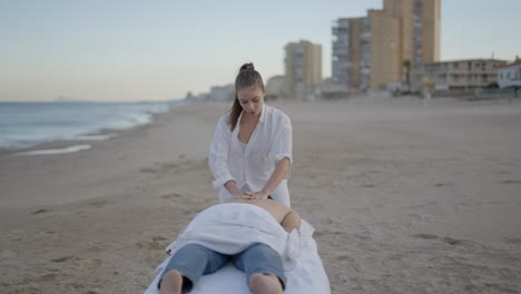 beach back massage