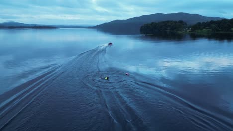 kneeboarding swimming to board after falling