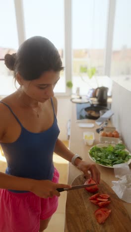 woman preparing breakfast in the kitchen