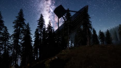 Observatorio-Astronómico-Bajo-Las-Estrellas-Del-Cielo-Nocturno.-Hiperlapso