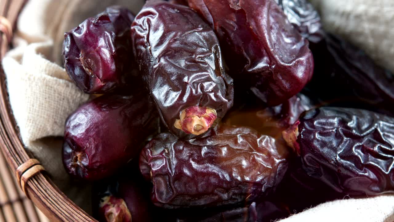 Kuru hurma.
