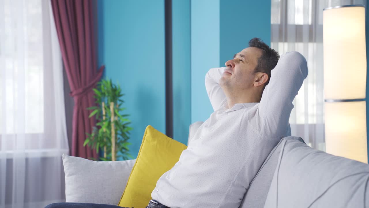 깊은 숨을 쉬는 사람, 명상과 행복.