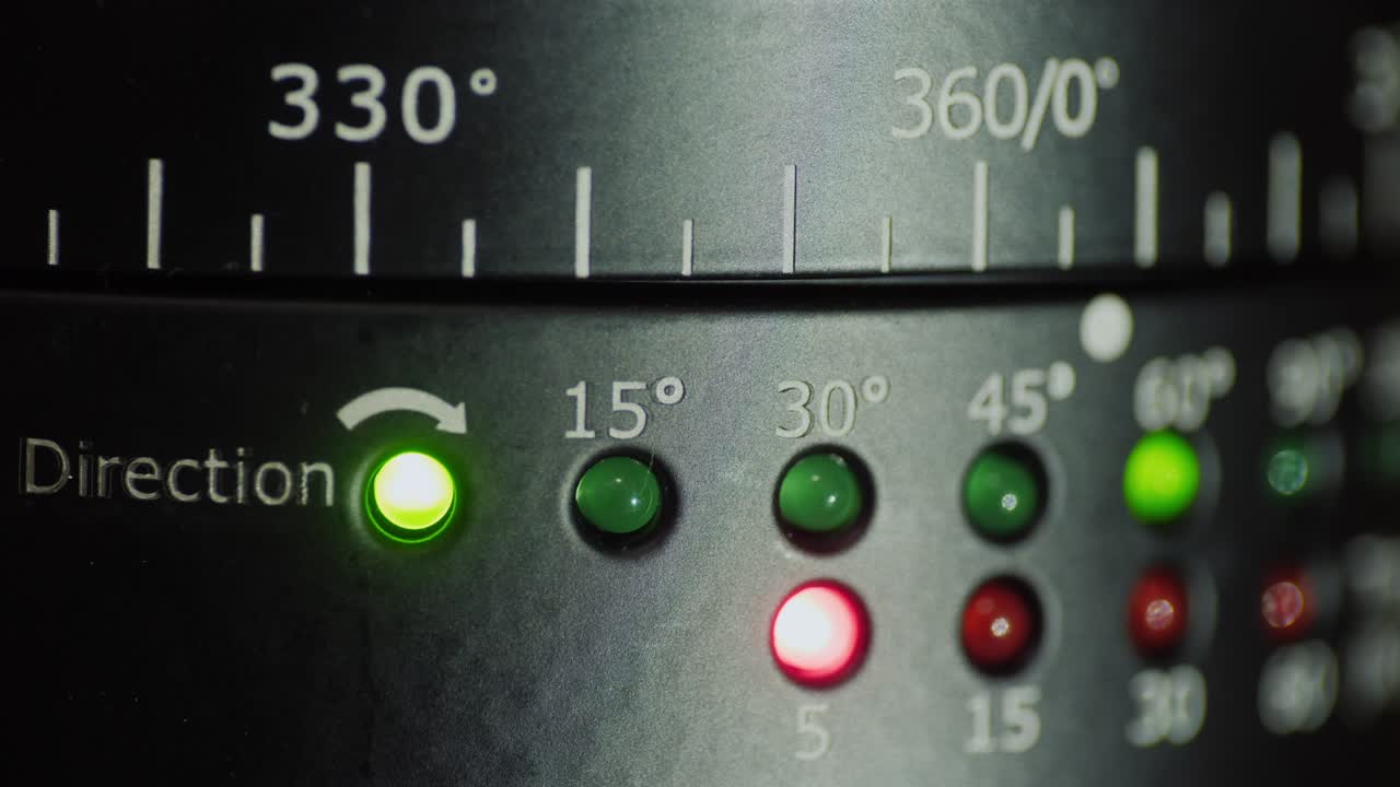 은 파노라마를 촬영하기 위해 전문적인 머리의 클로즈업 비디오 촬영 장비