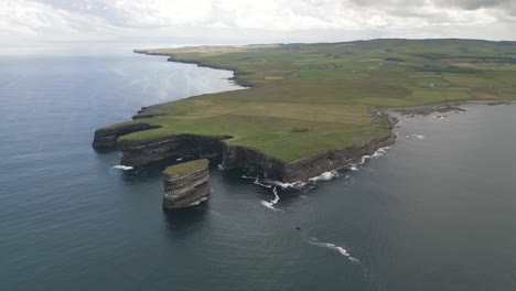 Metraje-épico-Cinematográfico-4k-De-Downpatrick-Head---Irlanda