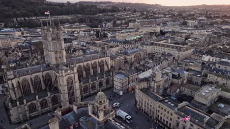 Bath-Abby-En-El-Reino-Unido-Durante-La-Puesta-De-Sol-Vista-Aérea-Del-Lado