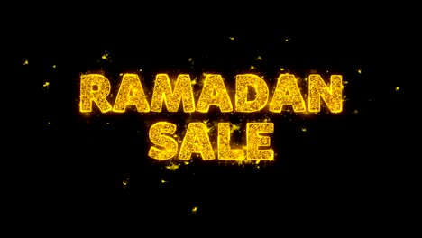 el texto de venta de ramadán hace chispas en el fondo negro.