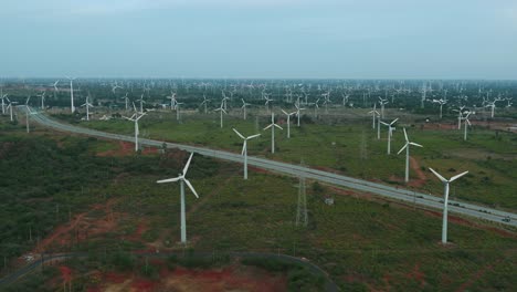 Hermosa-Vista-De-Los-Molinos-De-Viento-O-Del-Parque-De-Turbinas-Eólicas-En-Nagercoil-En-Kanyakumari,-Sur-De-La-India_-Y-Highwayroad