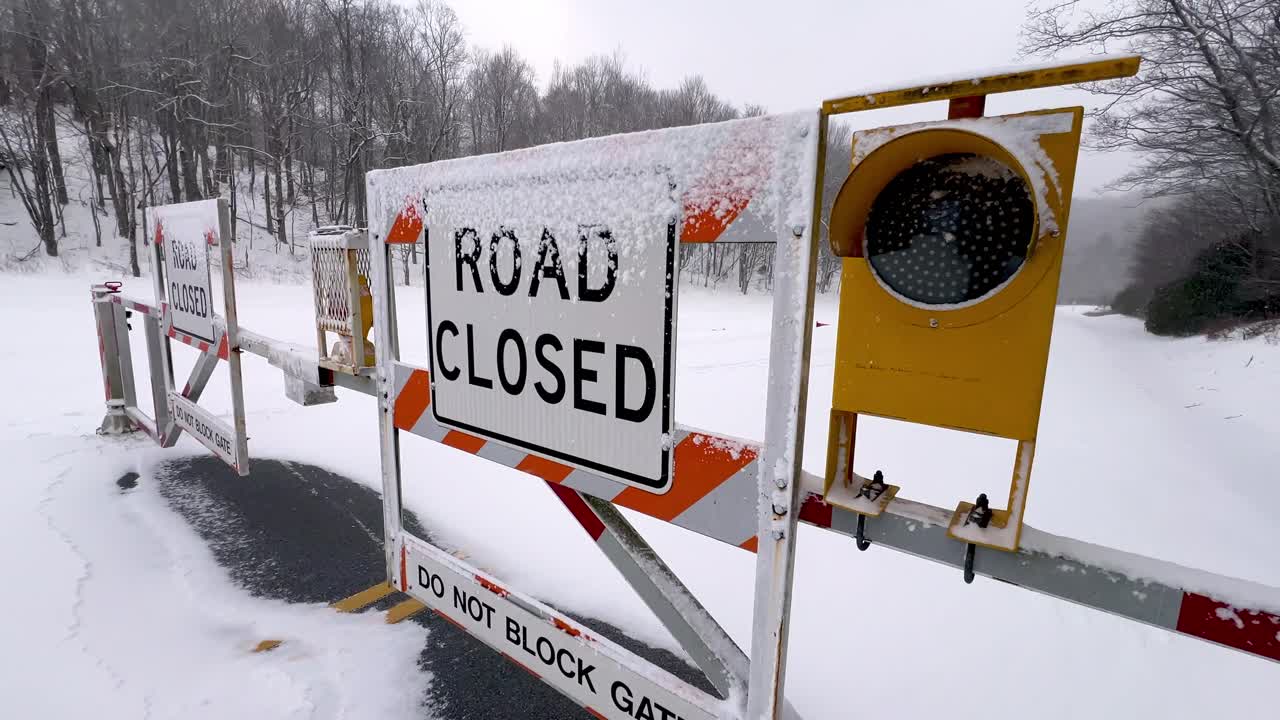 the blue ridge parkway is closed near boone and blowing rock nc, north carolina