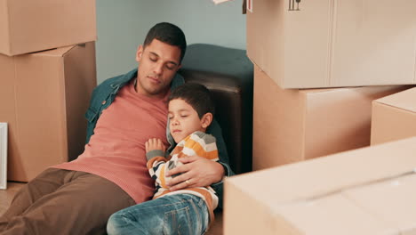 nuevo hogar, mudándose y durmiendo padre