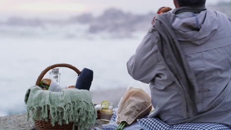 Picknick-Mit-Malerischer-Aussicht