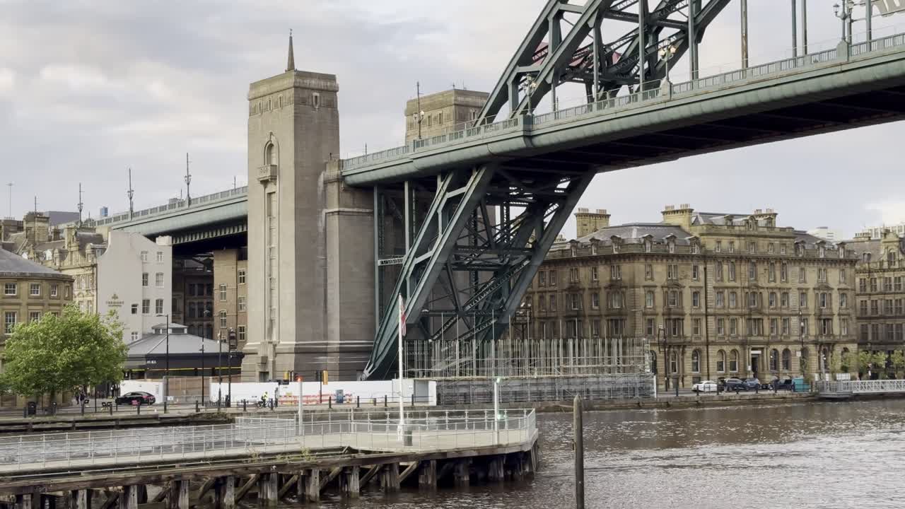 Zoom in of Newcastle's Tyne Bridge with beginning of renovation work