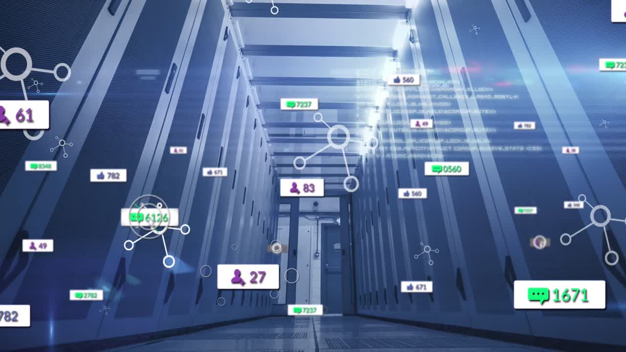 소셜 미디어 아이콘의 애니메이션과 컴퓨터 서버를 통한 데이터 처리