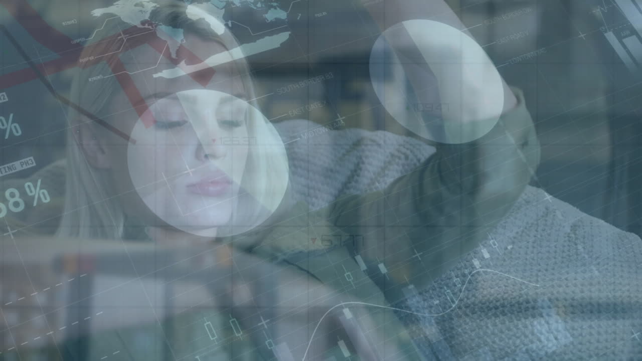 금융 데이터 처리의 애니메이션에 대한 카우카시안 여성 휴식