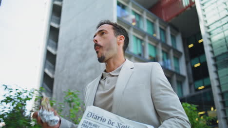 leader person eating lunch on go architecture place closeup.  man hurrying