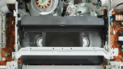 inside of a vcr