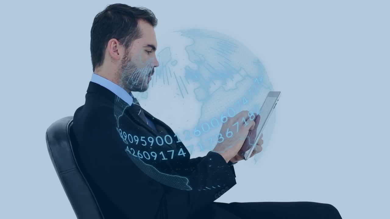 animación del globo y procesamiento de datos sobre hombre de negocios caucásico usando tableta