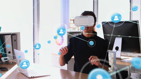 animación de redes de conexiones y mujer de negocios con teléfono vr auricular
