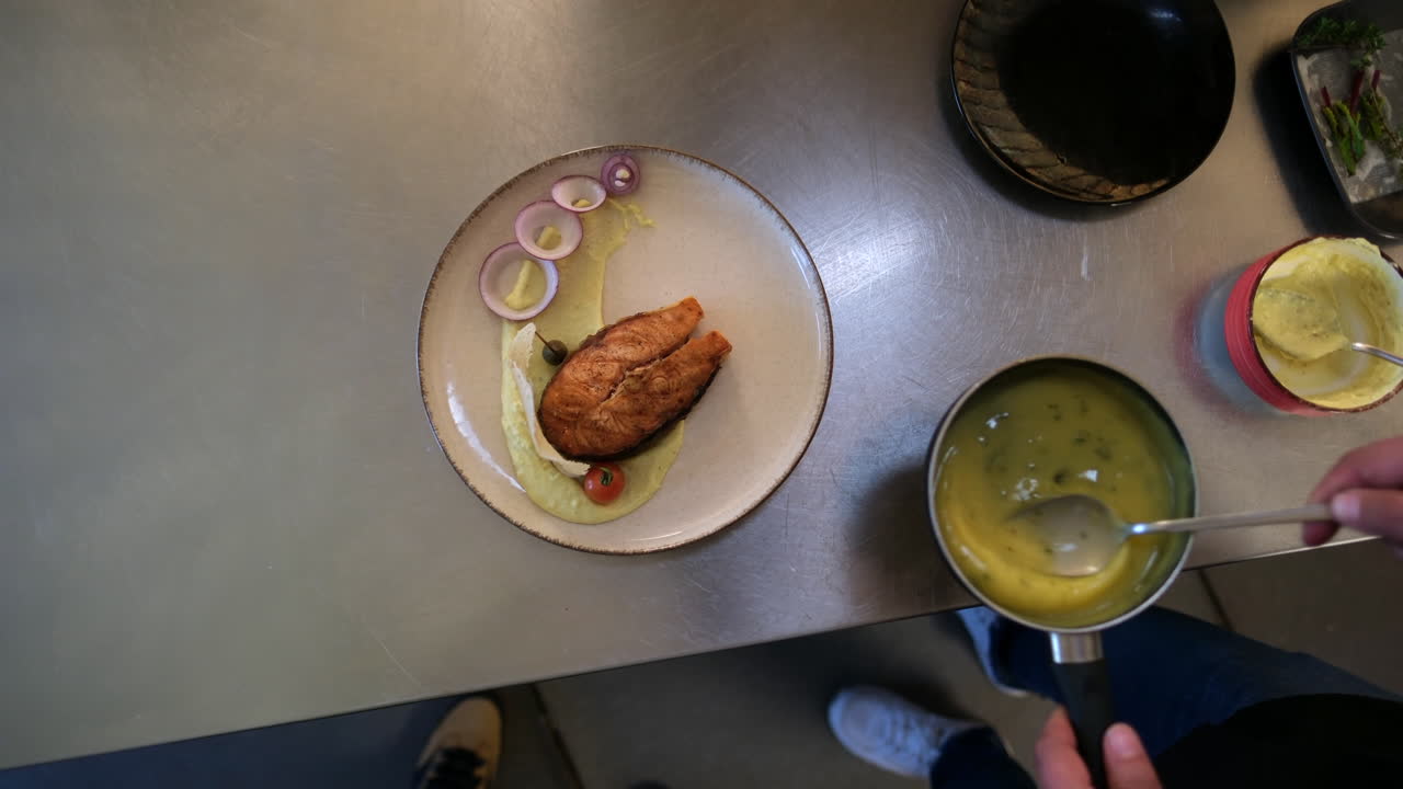 A Splash of Flavor: Salmon Served with Creamy Perfection