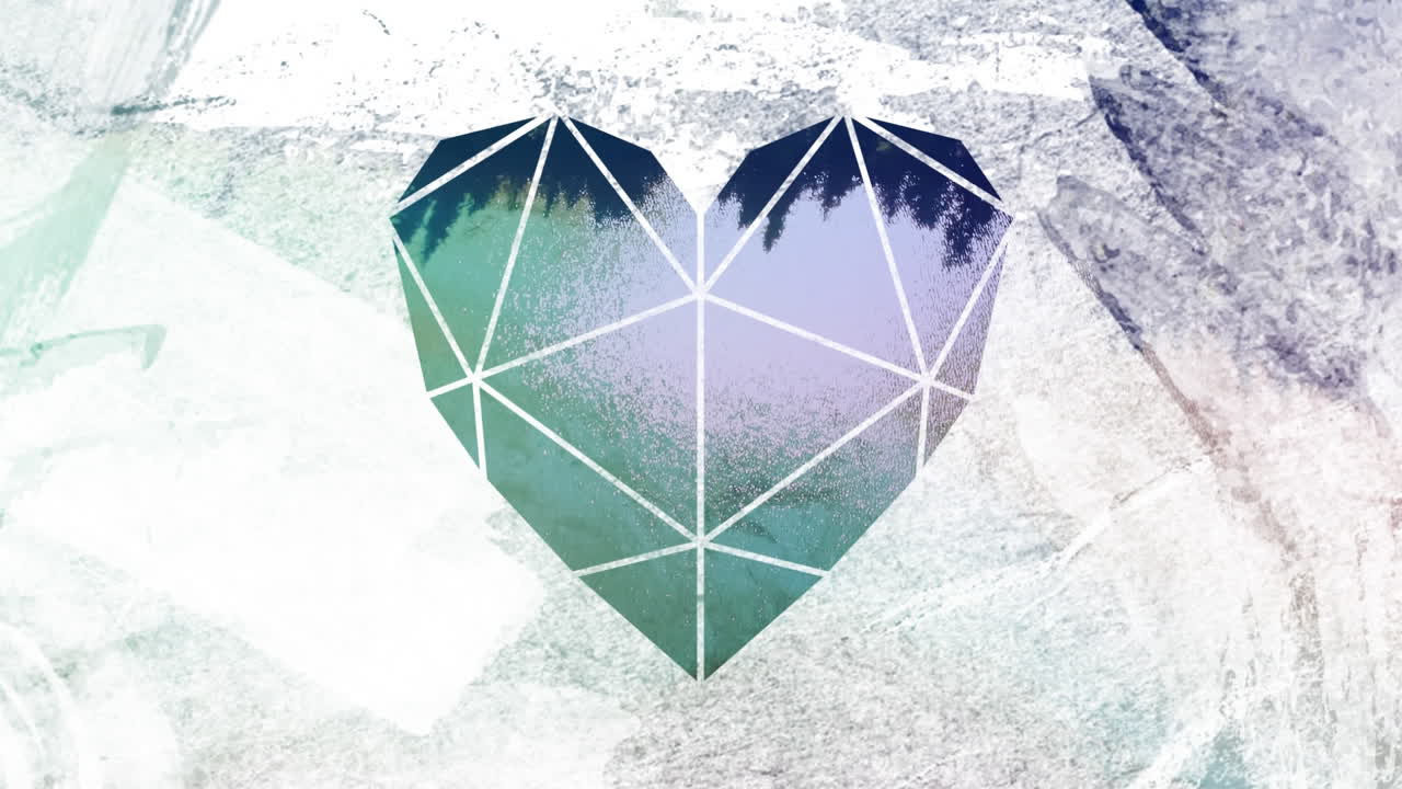 ⁇ 색 심장 모양의 전면을 통해 투르키오스 바다, 모래 및 나무