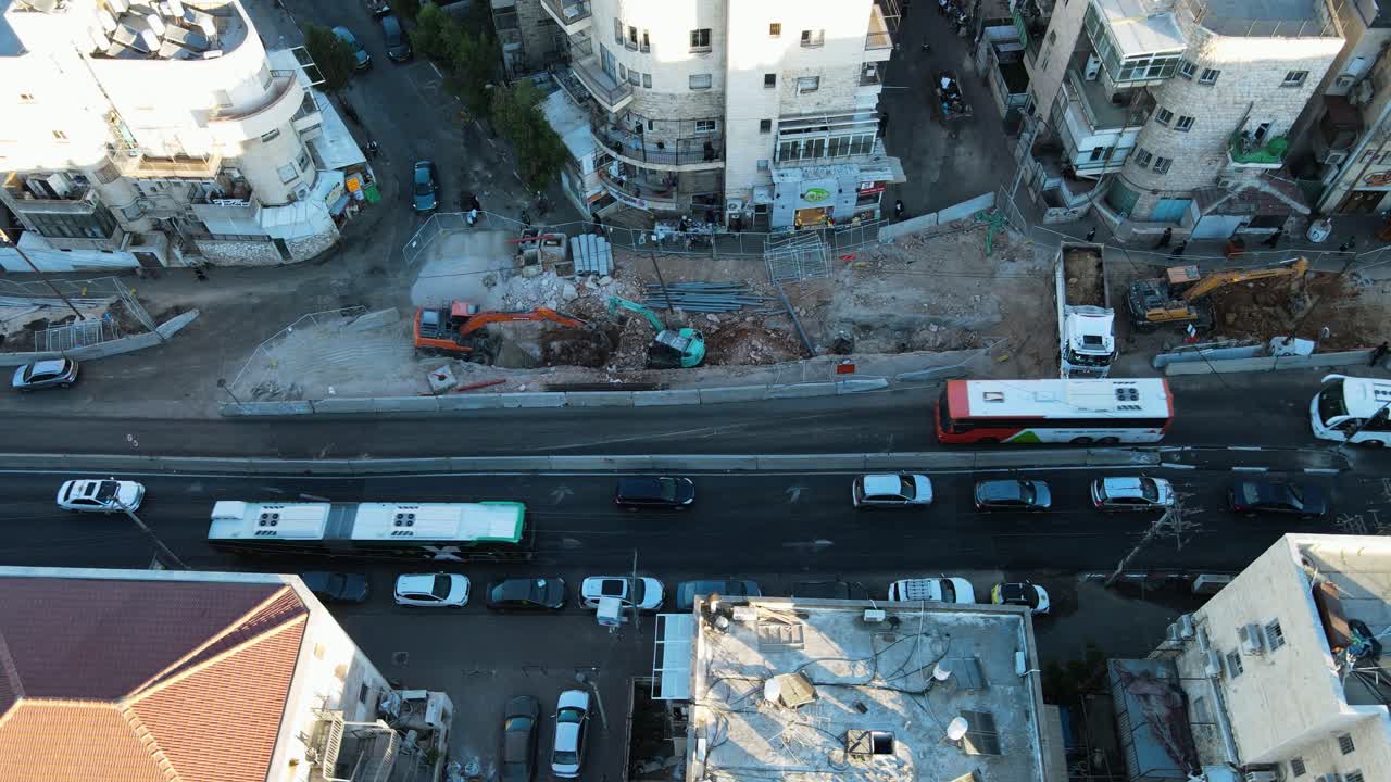 예루살렘 시내, 도로에 열차의 건설