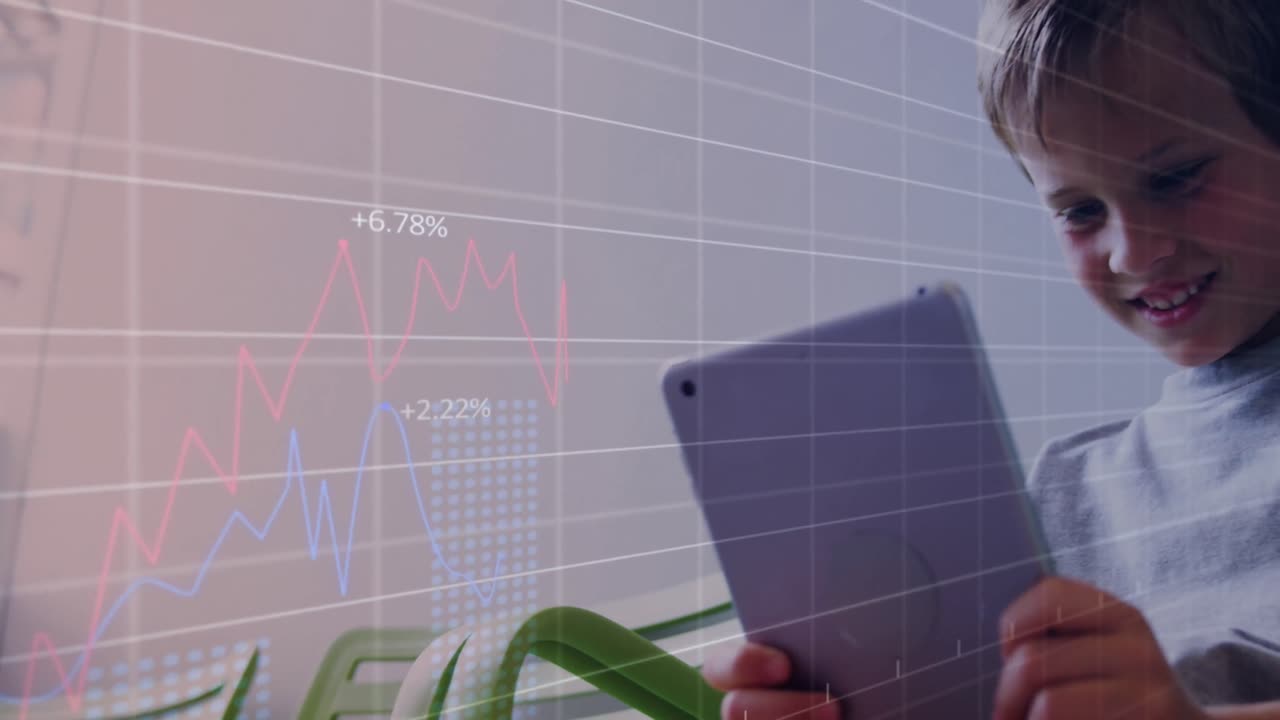 animación del procesamiento de datos sobre un niño caucásico usando una tableta.