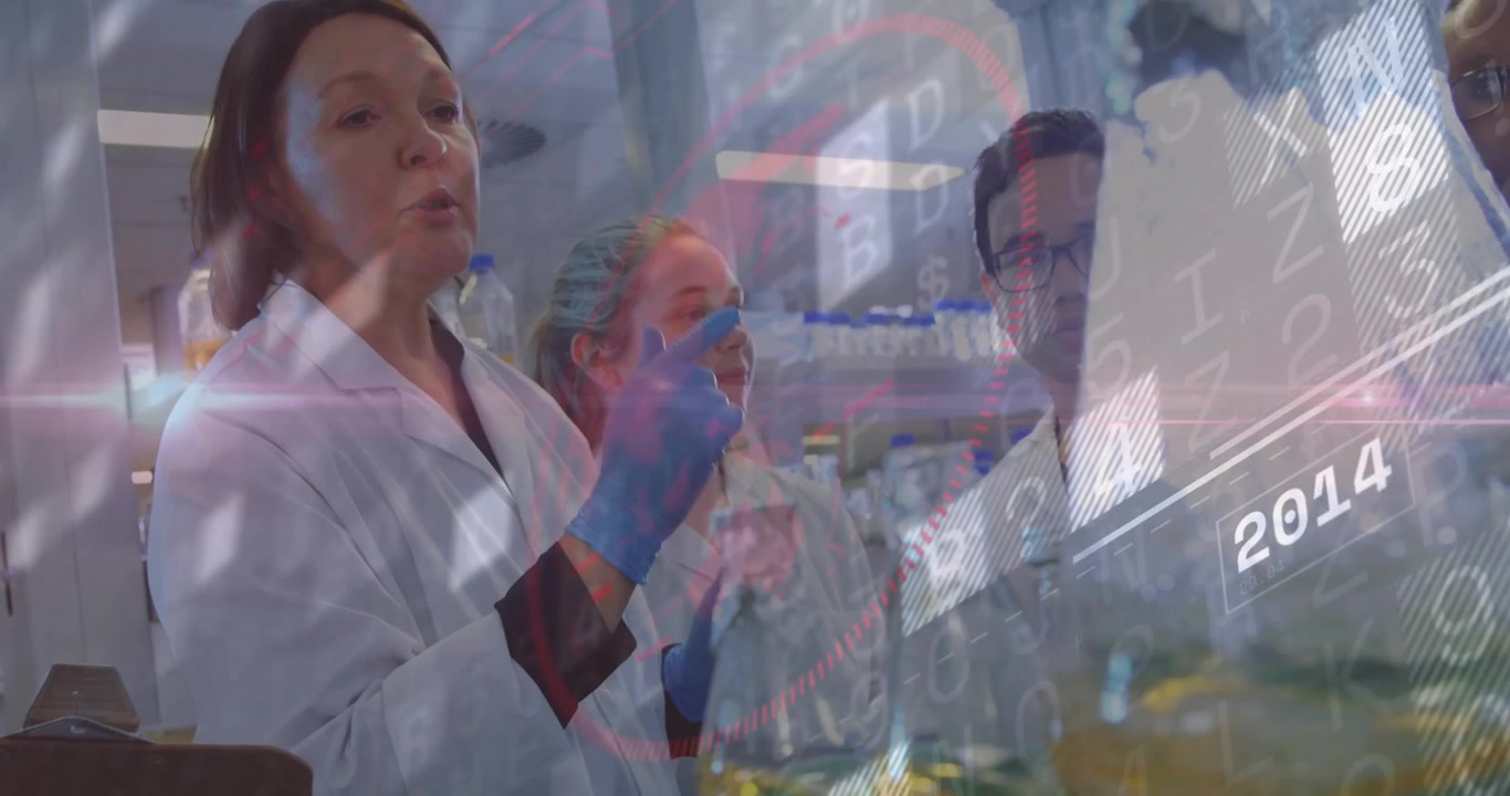 Ricercatore senior che avvia una ricerca scientifica in laboratorio, pipettando una soluzione colorata con grafici animati.