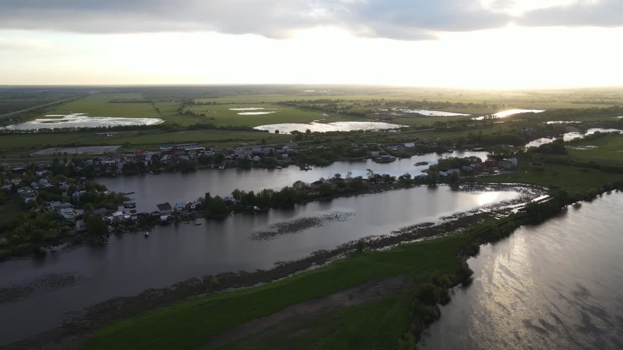 vista aérea del río y el paisaje