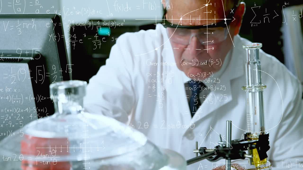 化学者がカラムを調整し、コックを開けて琥珀色の液体を移動させている間、分析用のデータオーバーレイが表示されている。