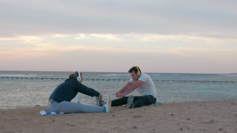 Young-people-exercising-during-open-air-training