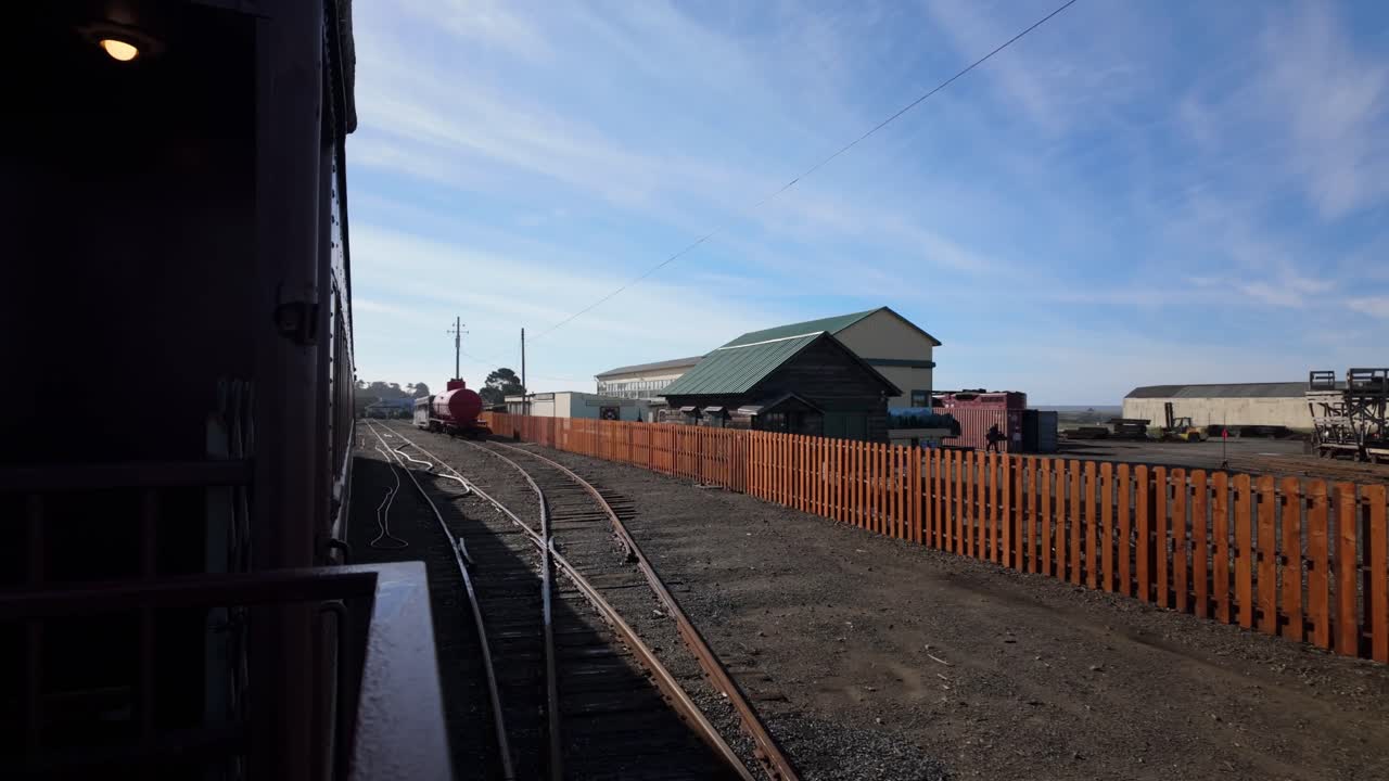 Gimbal shot from a moving train leaving the station in Fort Bragg, California. 4K