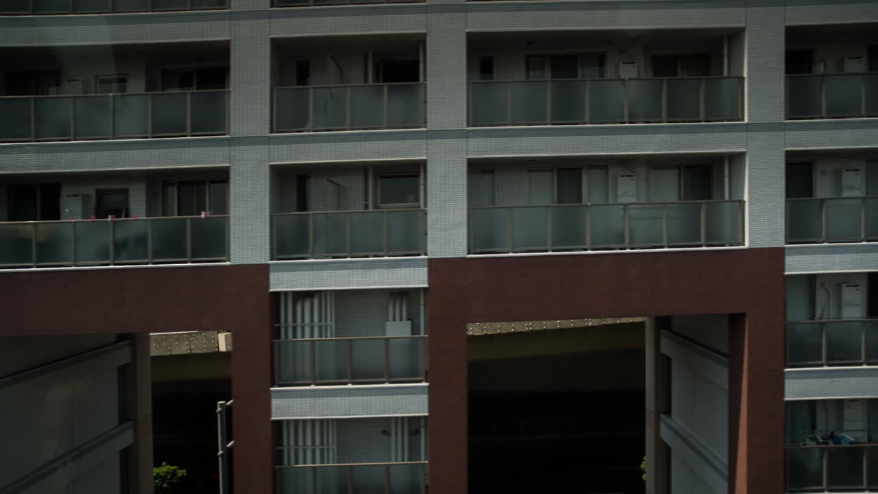 움직이는 모노레일 사이드 00