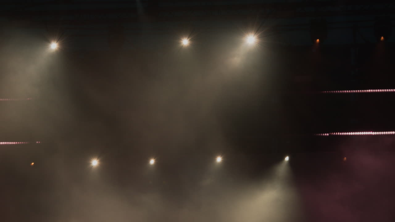 encender las luces apagar las luces añadir un poco de humo