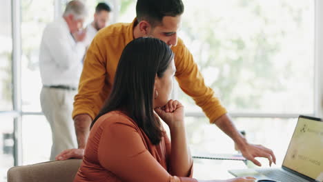 personas de negocios, portátiles y entrevistas de trabajo