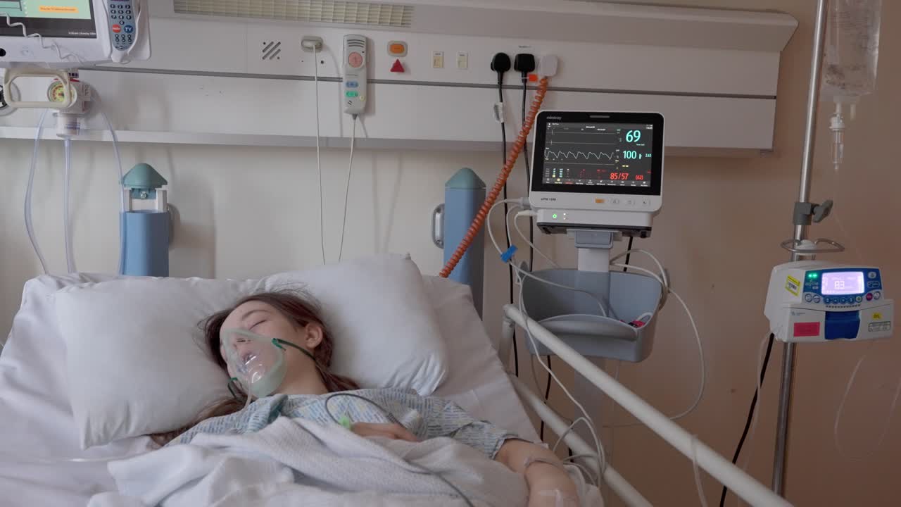 Teenage patient, post-op recovery, hospital care, digital technology