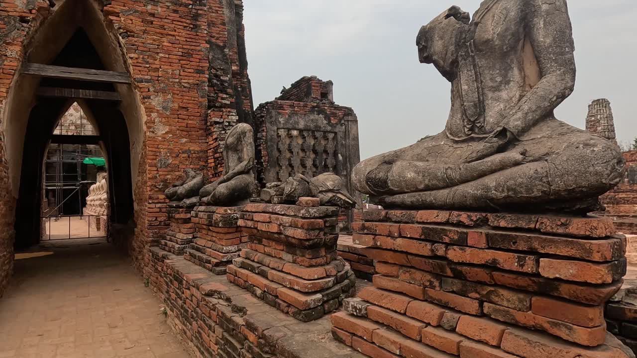 vista panorámica lenta de las ruinas del templo histórico