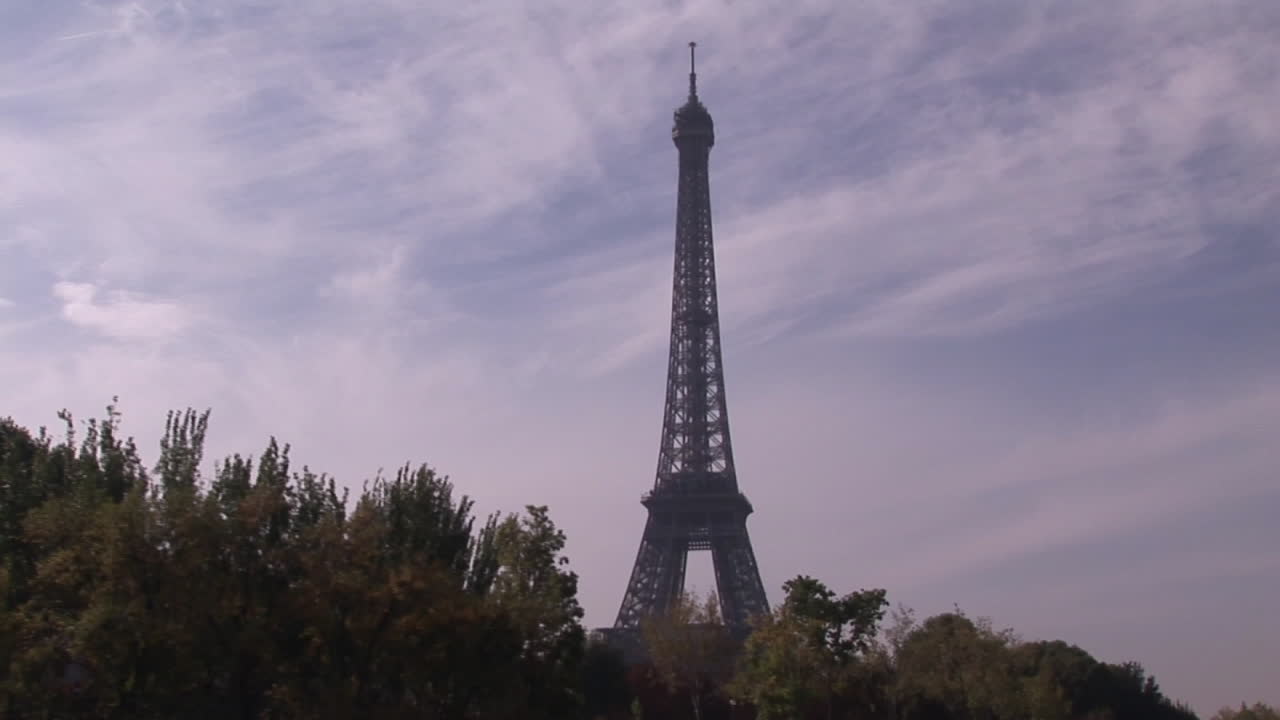 la torre eiffel