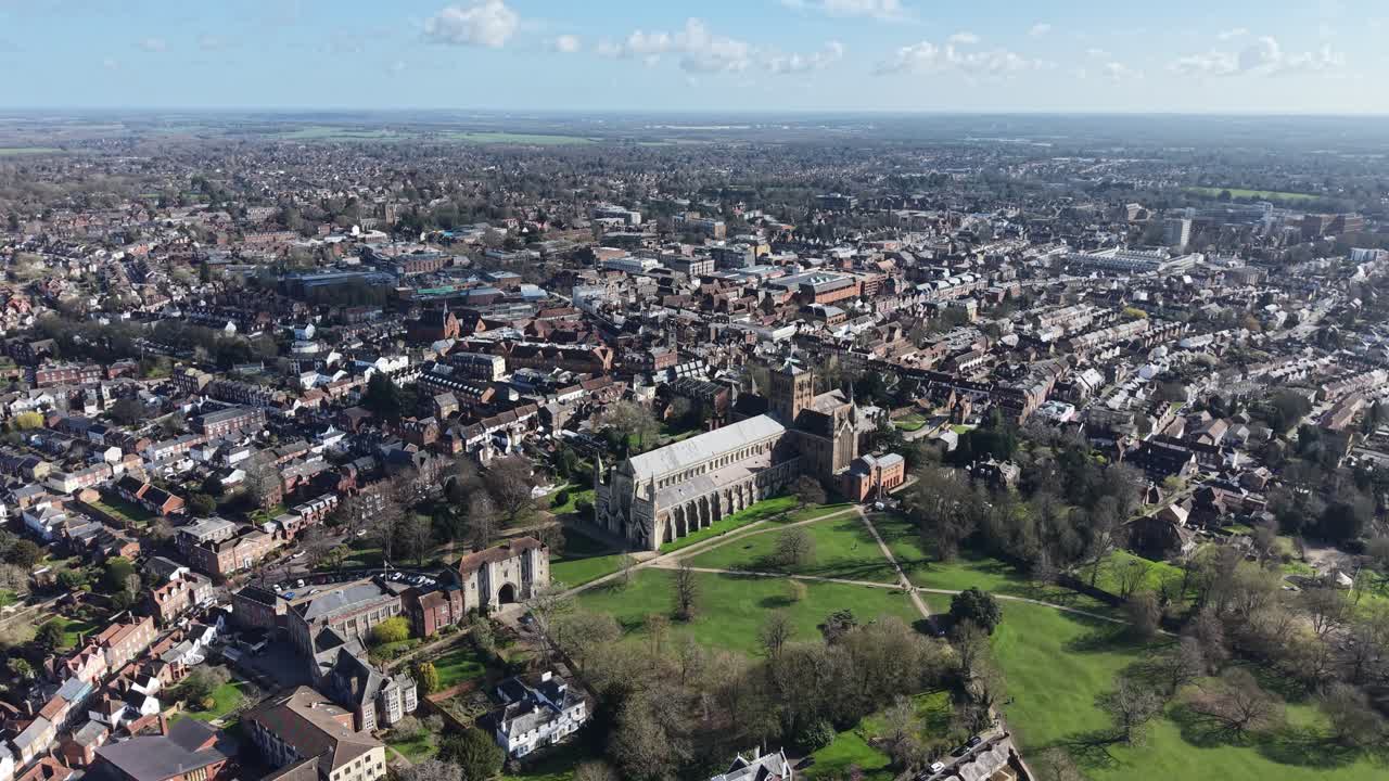 Letecký pohled na St Albans, Hertfordshire, Anglie, Spojené království