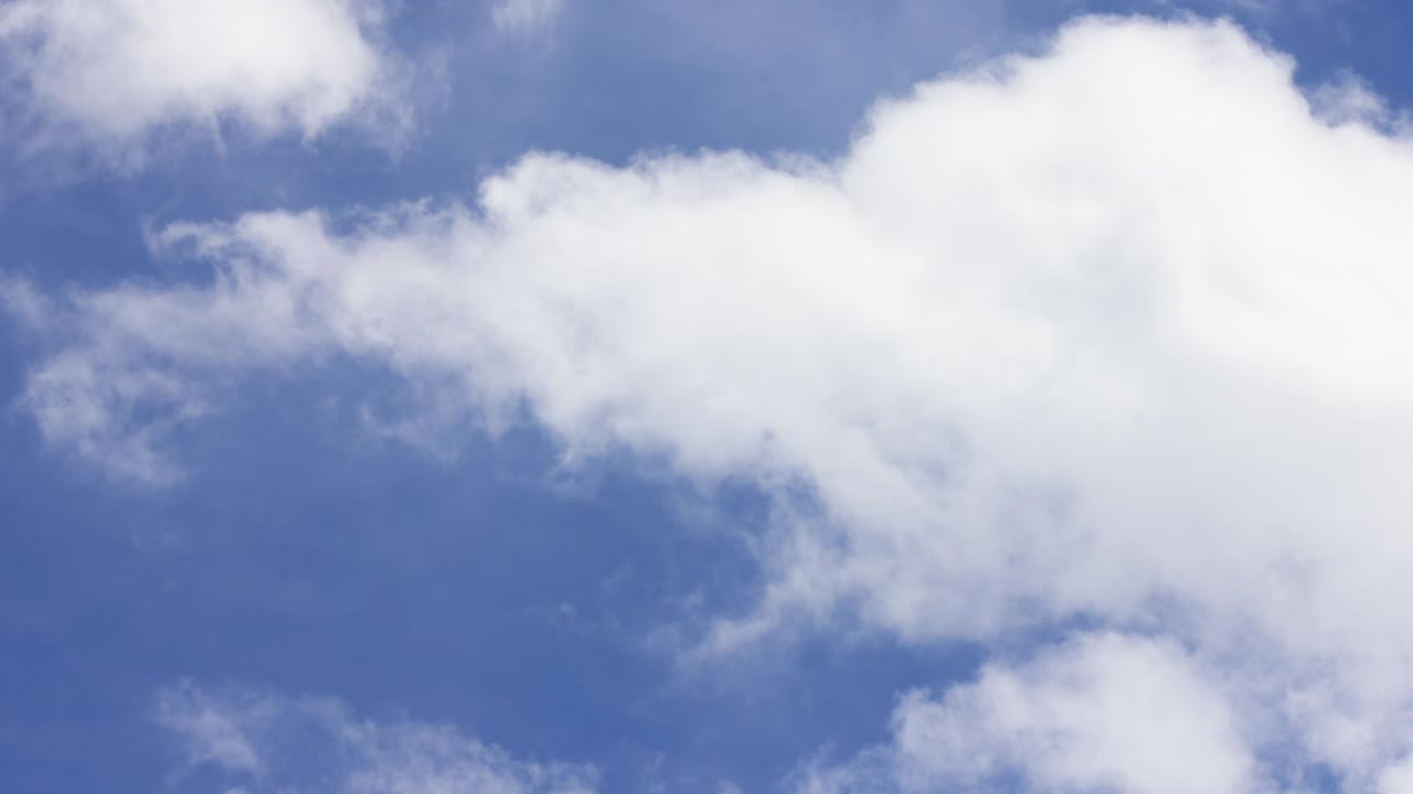 하늘에 있는 하늘의 이미지