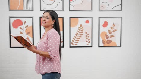 indian woman reciting a poem