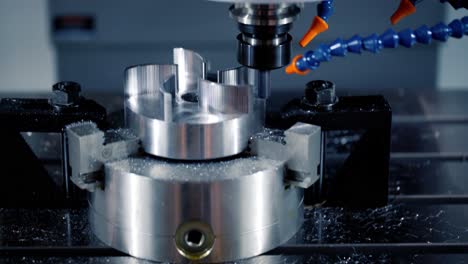 máquina de fresado cnc para el trabajo de metales.