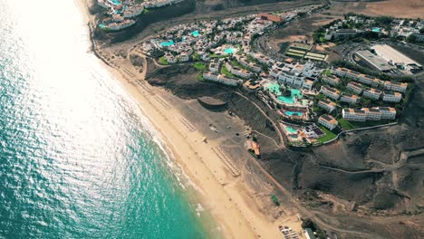 Increíble-Playa-De-Esquinzo-Con-Horizonte-Infinito