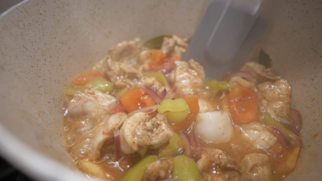 cocinar el curry de pollo