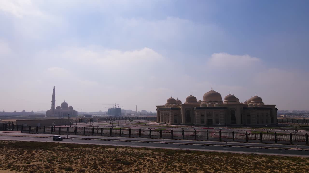 4 disparos aéreos en sharjah