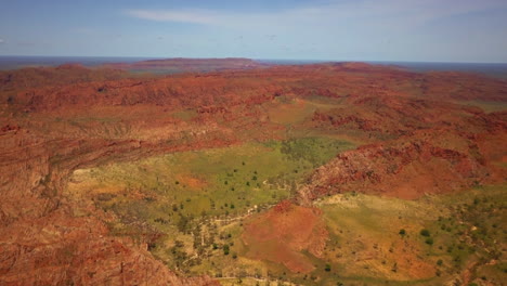 looma camballin kimberley purnululu fitzroy cruzando el drone aéreo del interior de australia wa occidental aus paisaje aborigen vista del territorio del norte bajas lejanas bajo la escoba darwin rocas rojas hacia abajo