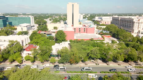 Blick-Auf-Die-Straße-Paseo-Del-Montejp-In-Merida