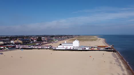 Great-Yarmouth-Britannia-Pier-Norfolk-England-Aerial-footage-2021