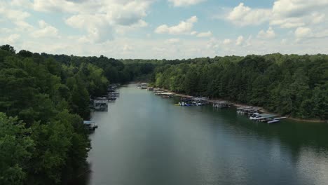 Reverse-reveal-of-Lake-Lanier-and-area-in-Cumming,-Georgia